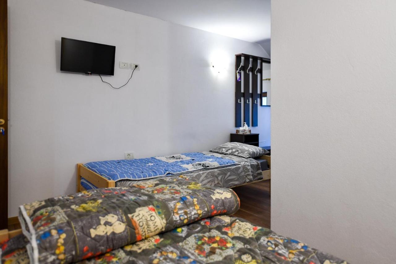 Villa Castellino Tîrgu Ocna Exteriör bild